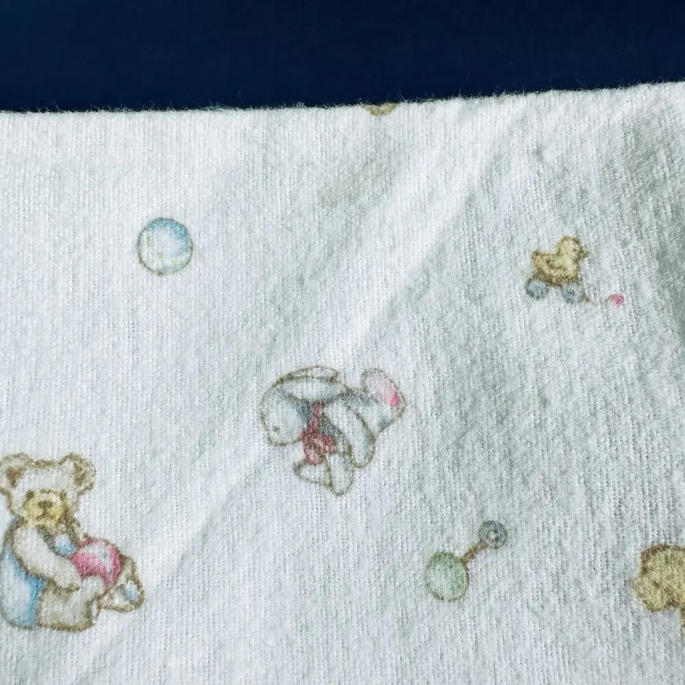 2 Carter’s Baby Receiving Blankets 100% Cotton 30x40 VTG Print Bears & Floral